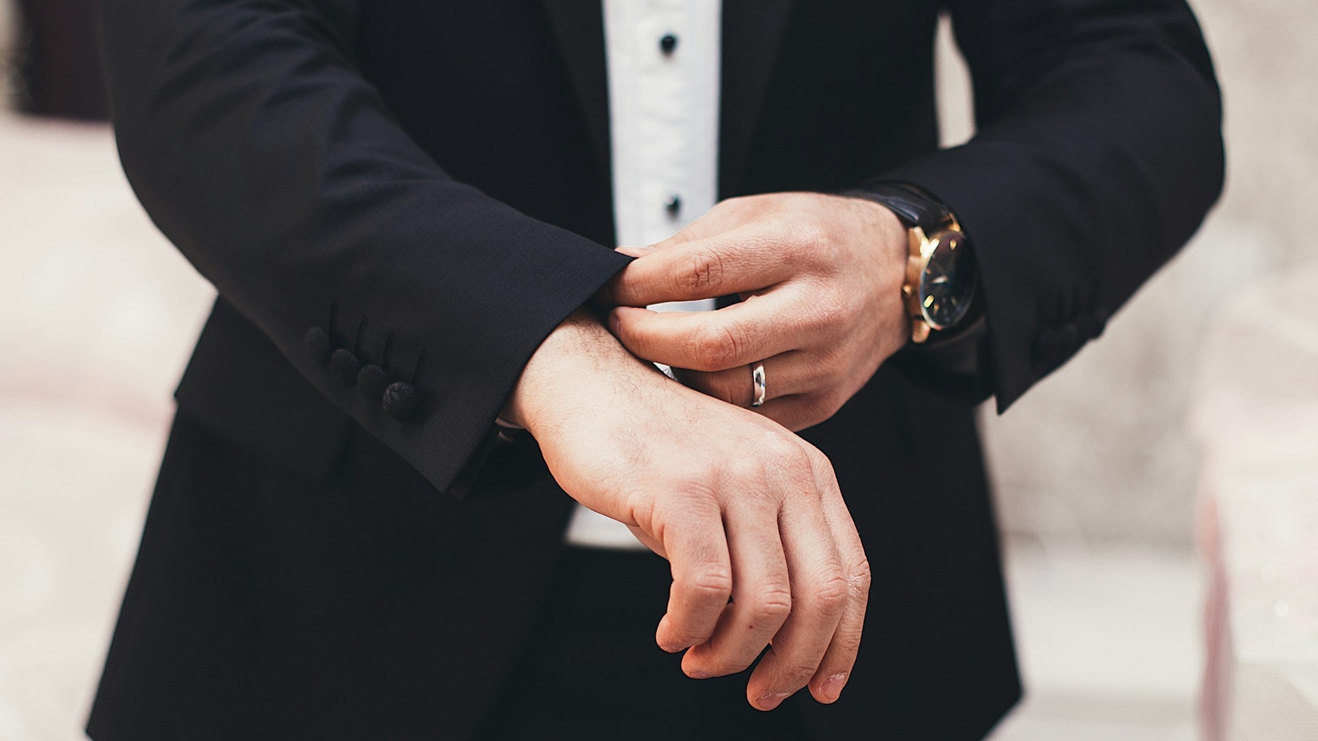 Suit Stores Near Me: How to Find the Best Local Suit Shop