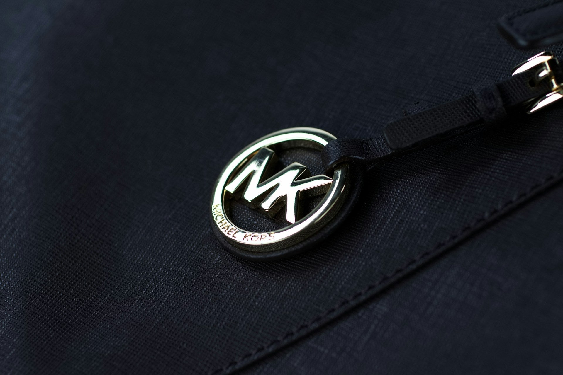 Name Brand Suits at Outlet Prices: Buying Michael Kors & Calvin Klein for Less