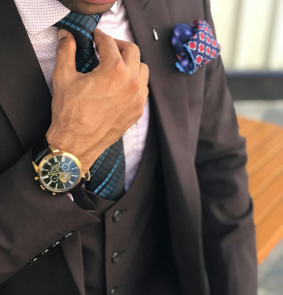 How to Choose the Perfect Shirt and Tie Combo How to Choose the Perfect Shirt and Tie Combo