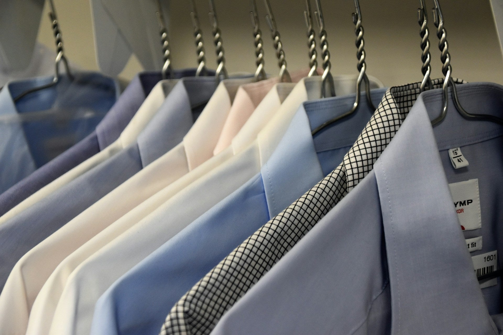 How to Take Care of Your Suit: Cleaning, Storage, and Longevity Tips