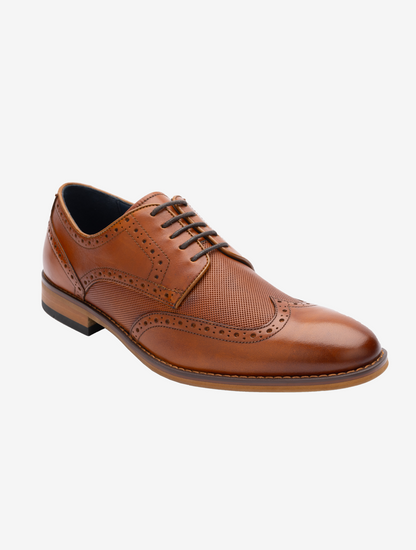 wing tip shoes